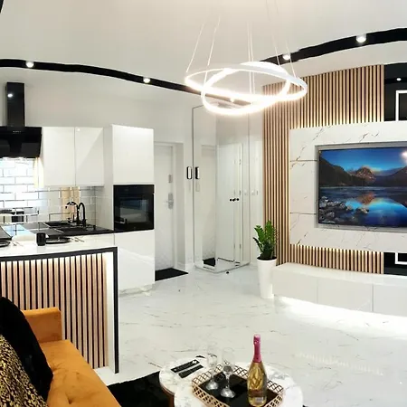 Vip Room 2+2 Konin  Exterior photo