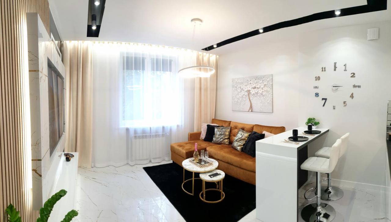 Apartment Vip 2+2 Konin (Greater Poland)